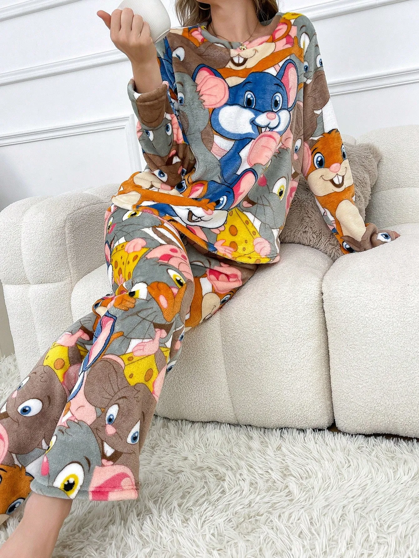 Cartoon Pattern Warm Flannel Women Pajamas Set