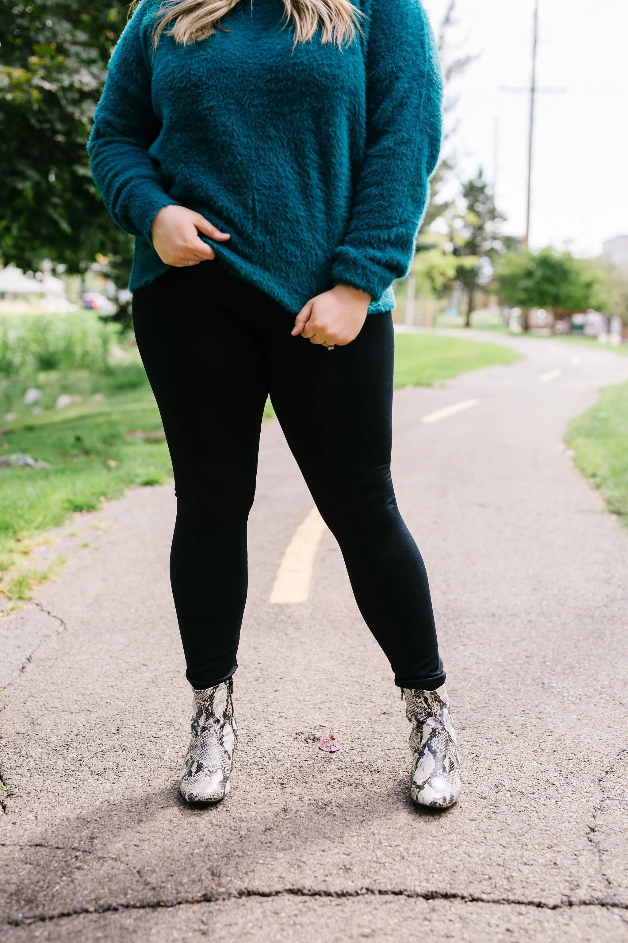 Fleece Lined Leggings In Black