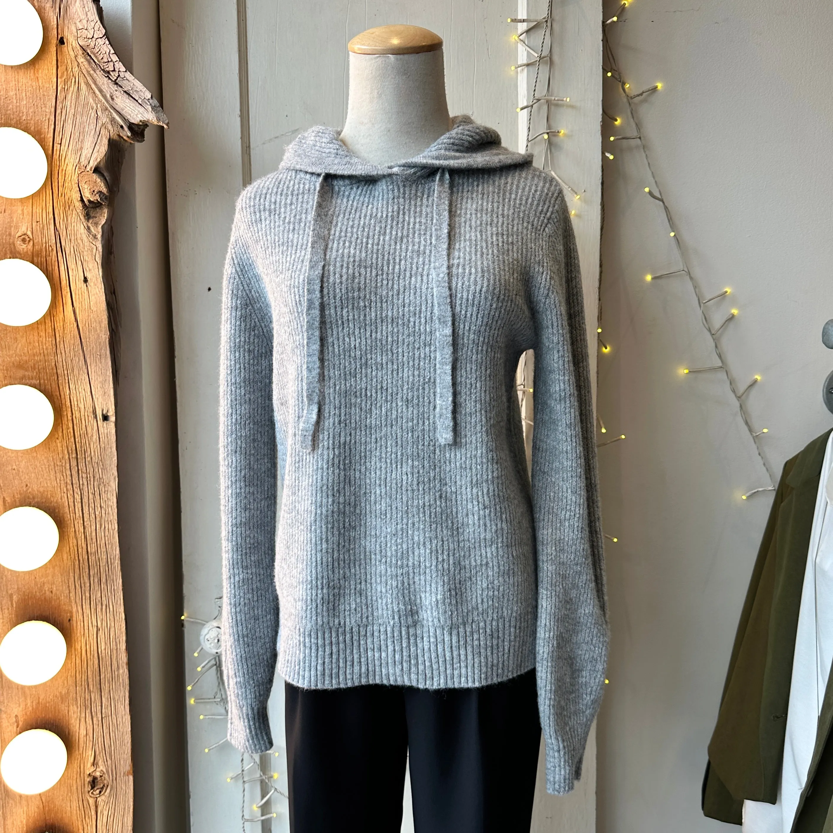 Gentle Fawn // Alanis Pullover Heather Grey