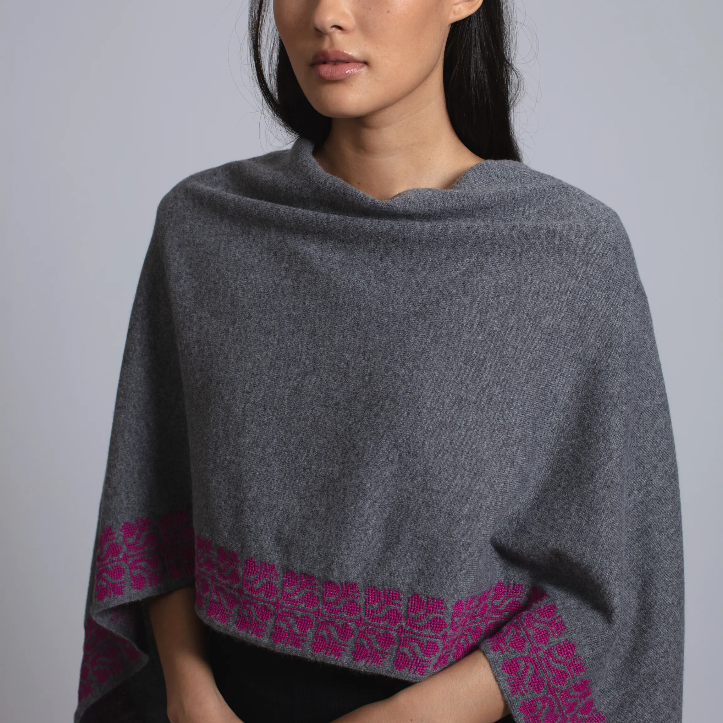 GRAY CASHMERE PONCHO