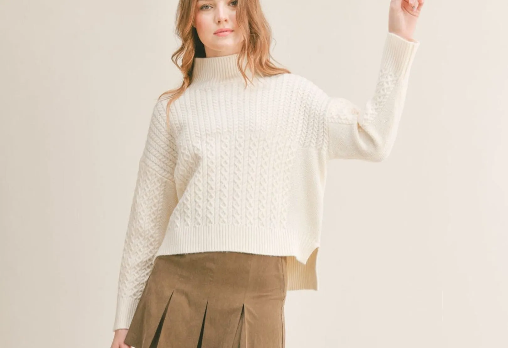 LISS TURTLENECK SWEATER