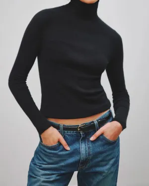 Lynnette Turtleneck in Black