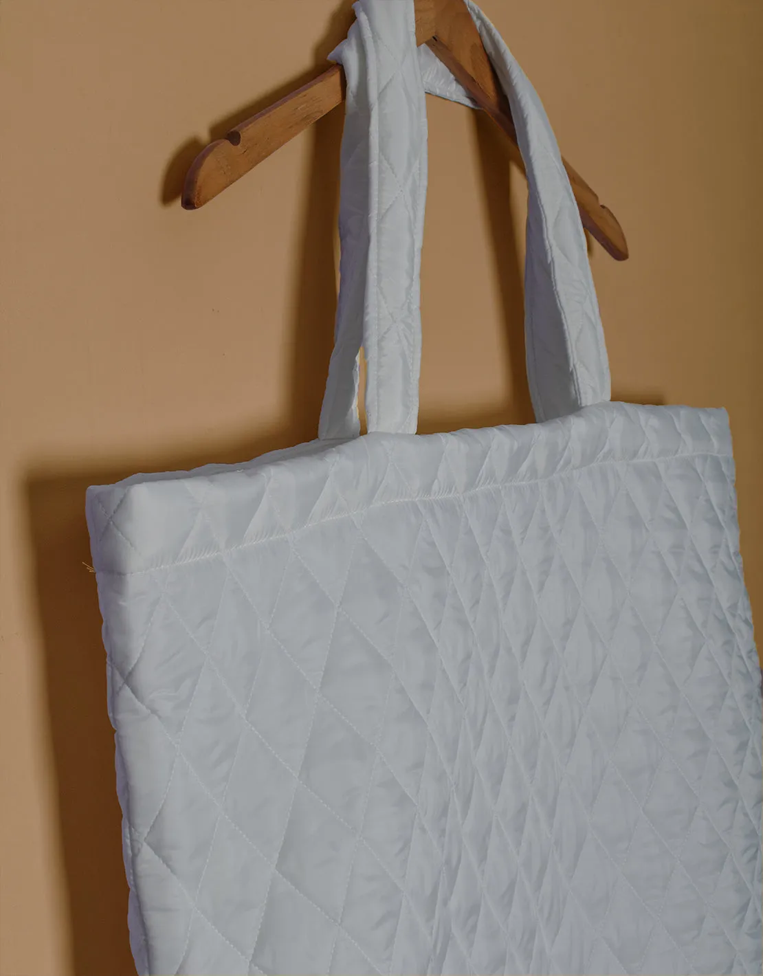 Quilted oversized tote bag