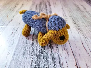 Small knitted sheep - multiple colors