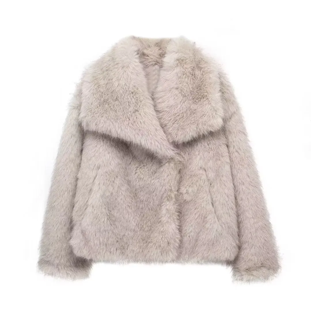 Trend4us Women's Luxe Plush Faux Fur Coat