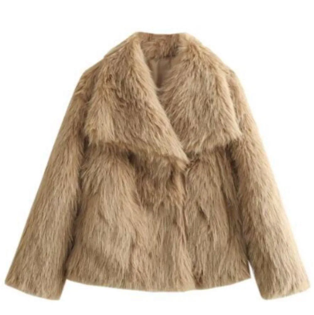 Trend4us Women's Luxe Plush Faux Fur Coat